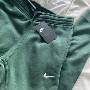 nike sweatpants